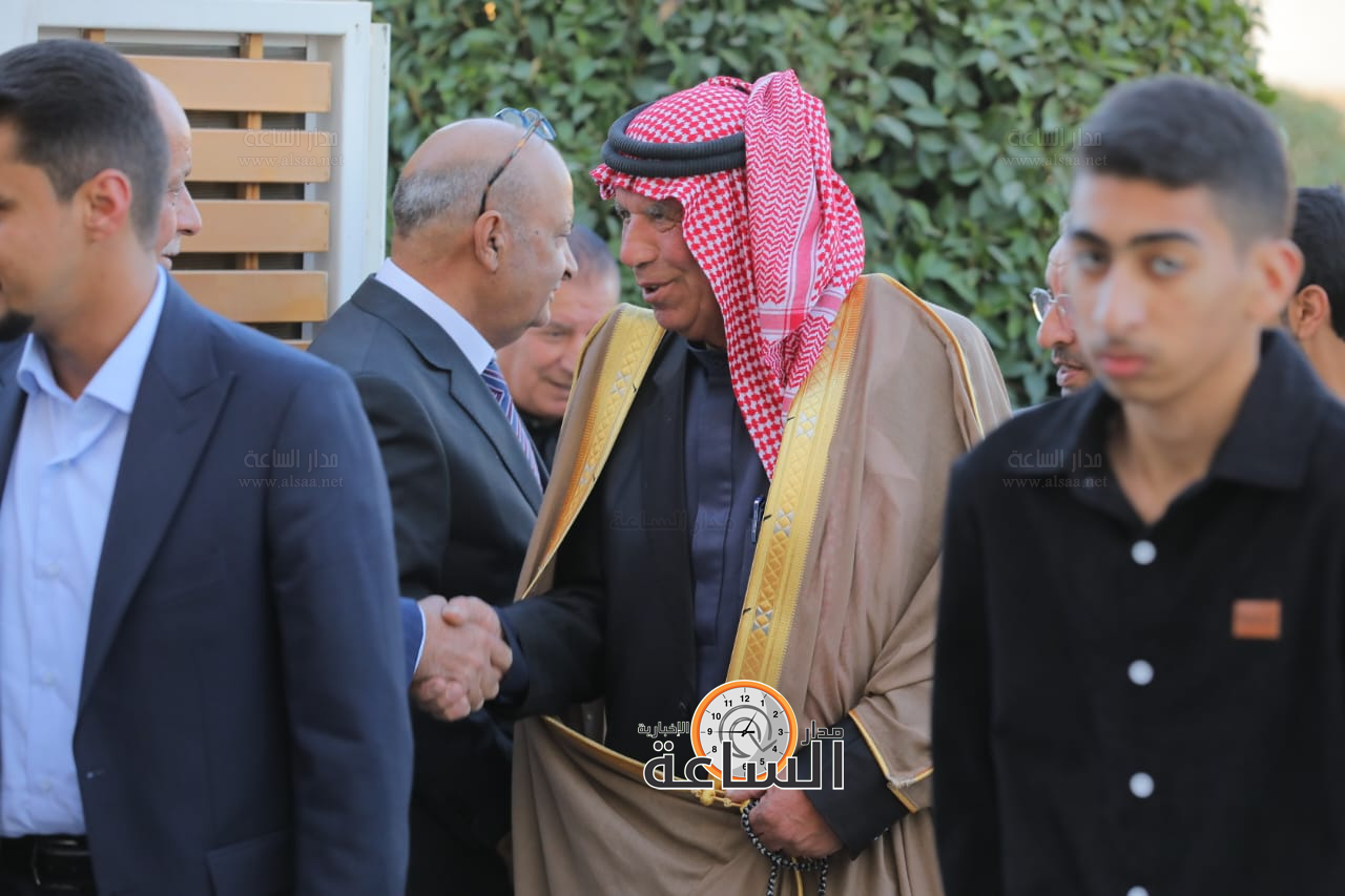 Madar Al-Saa Images 0.9844000203535752