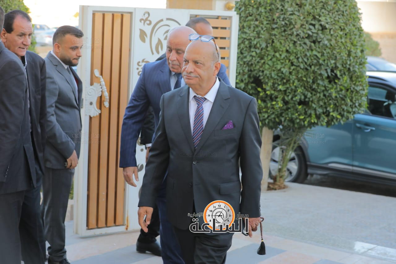 Madar Al-Saa Images 0.9043843846131969