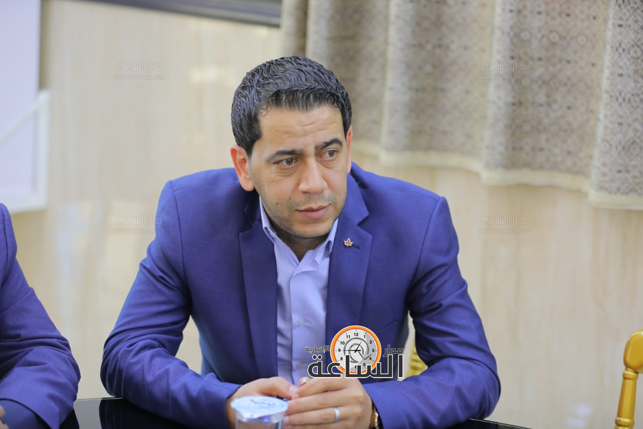 Madar Al-Saa Images 0.9889293519140365