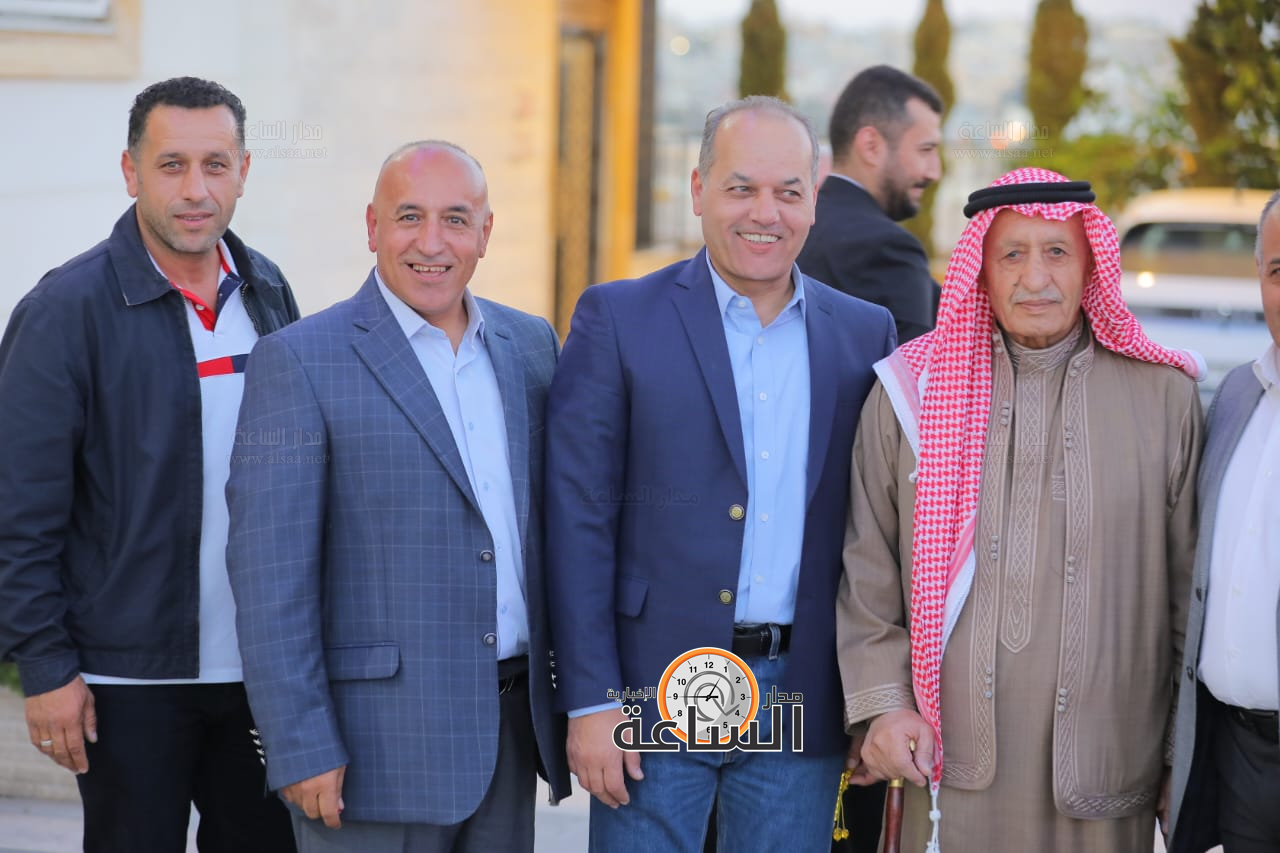 Madar Al-Saa Images 0.0007972773625812835