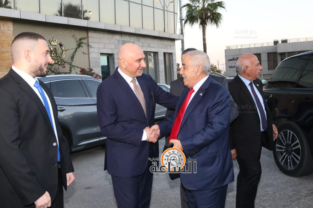 Madar Al-Saa Images 0.8701140712291884