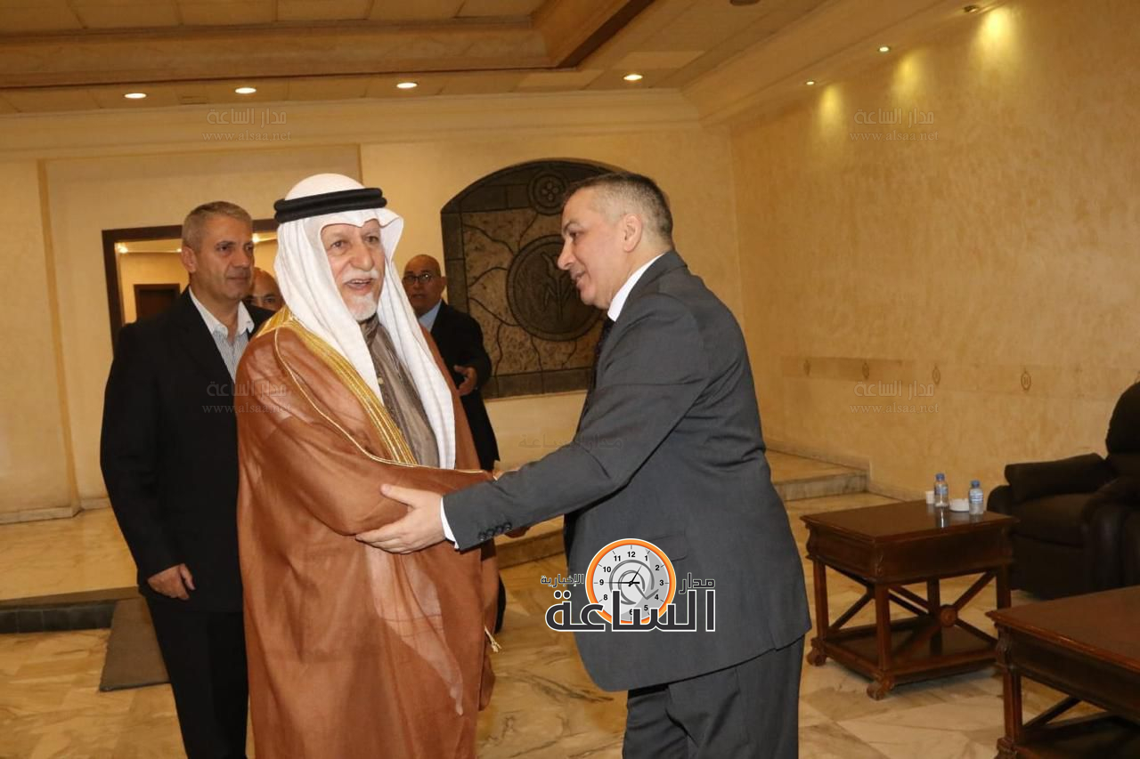 Madar Al-Saa Images 0.3335931788019548