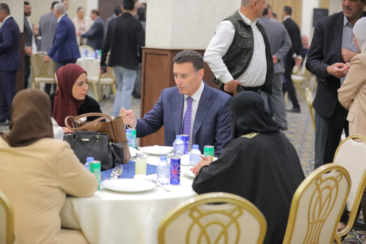 Madar Al-Saa Images 0.7909643716353425