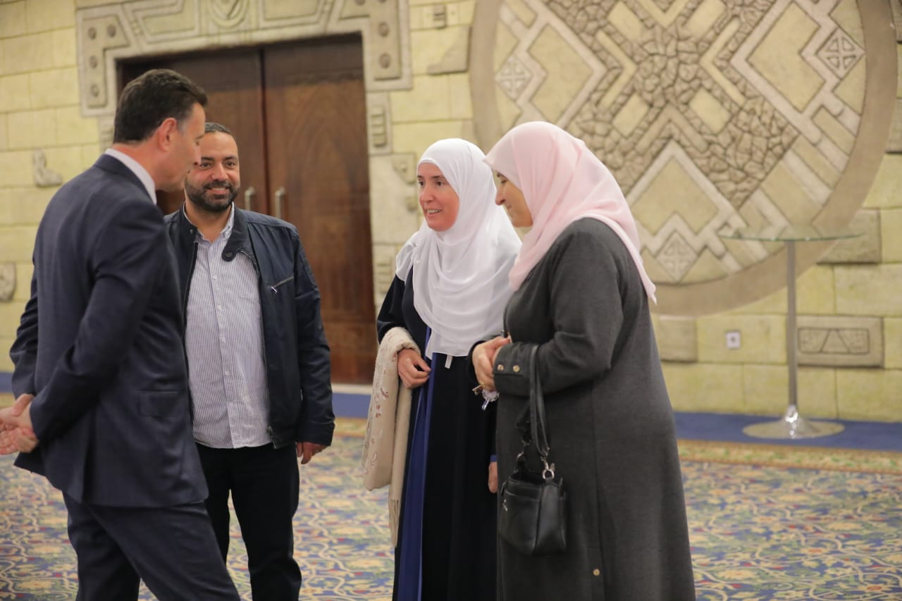 Madar Al-Saa Images 0.7947823243014751