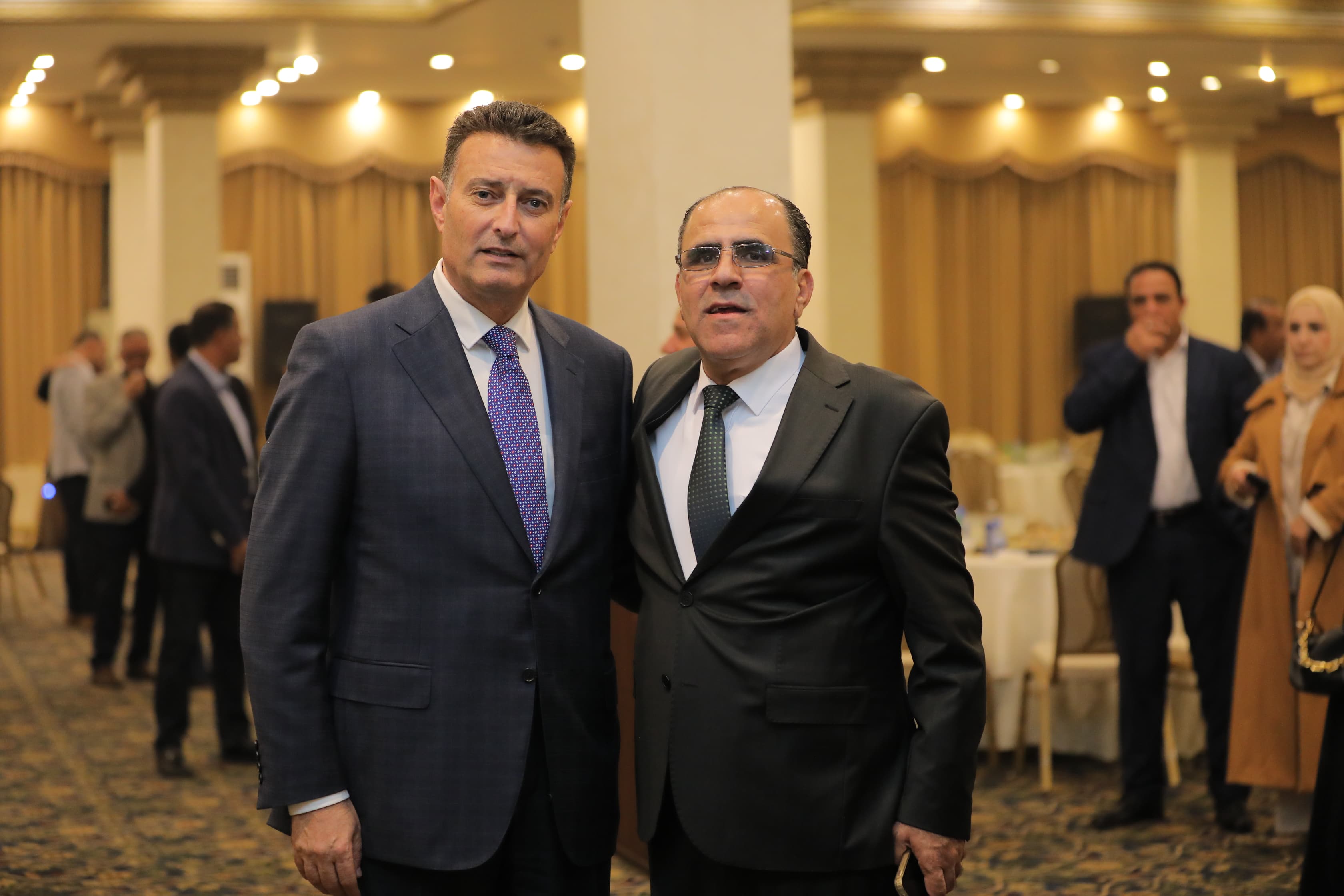 Madar Al-Saa Images 0.6728218413031004