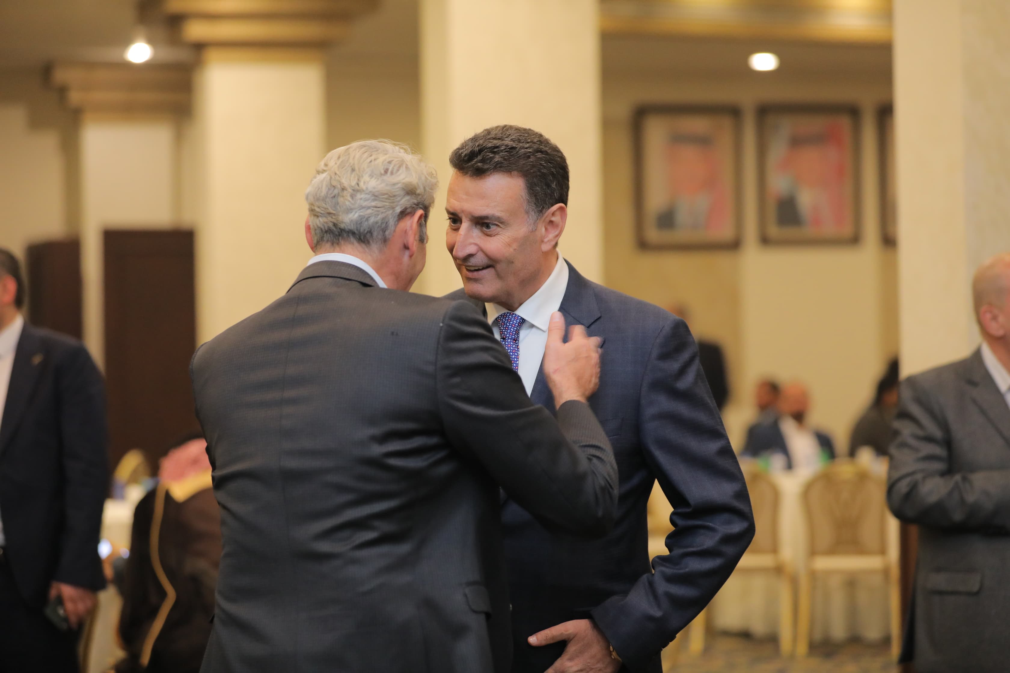 Madar Al-Saa Images 0.8572501523406535