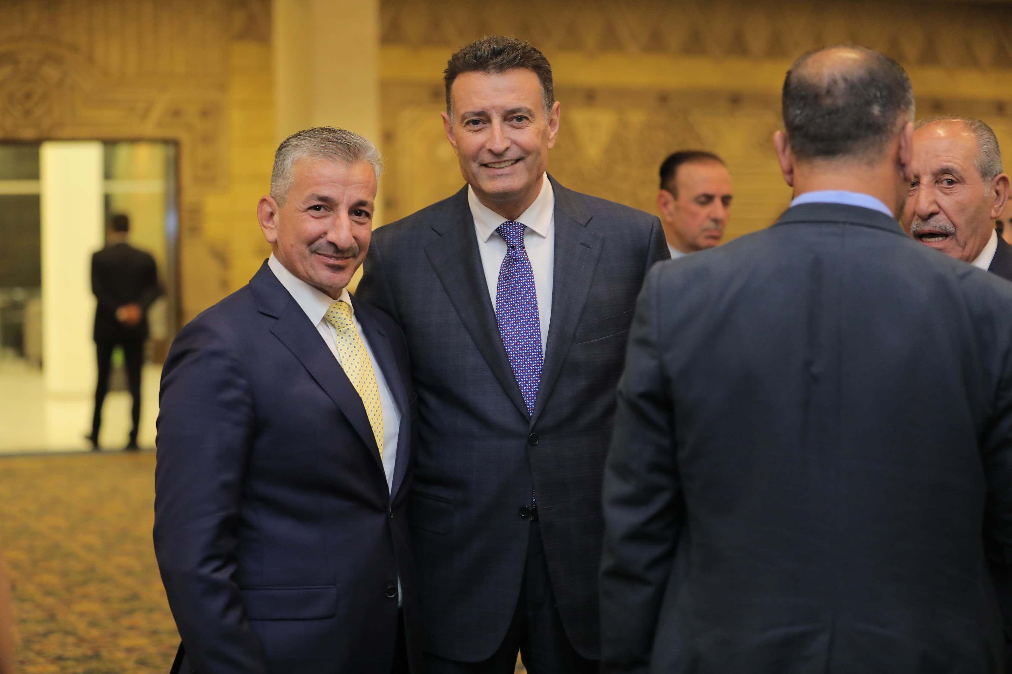 Madar Al-Saa Images 0.15318957655788767