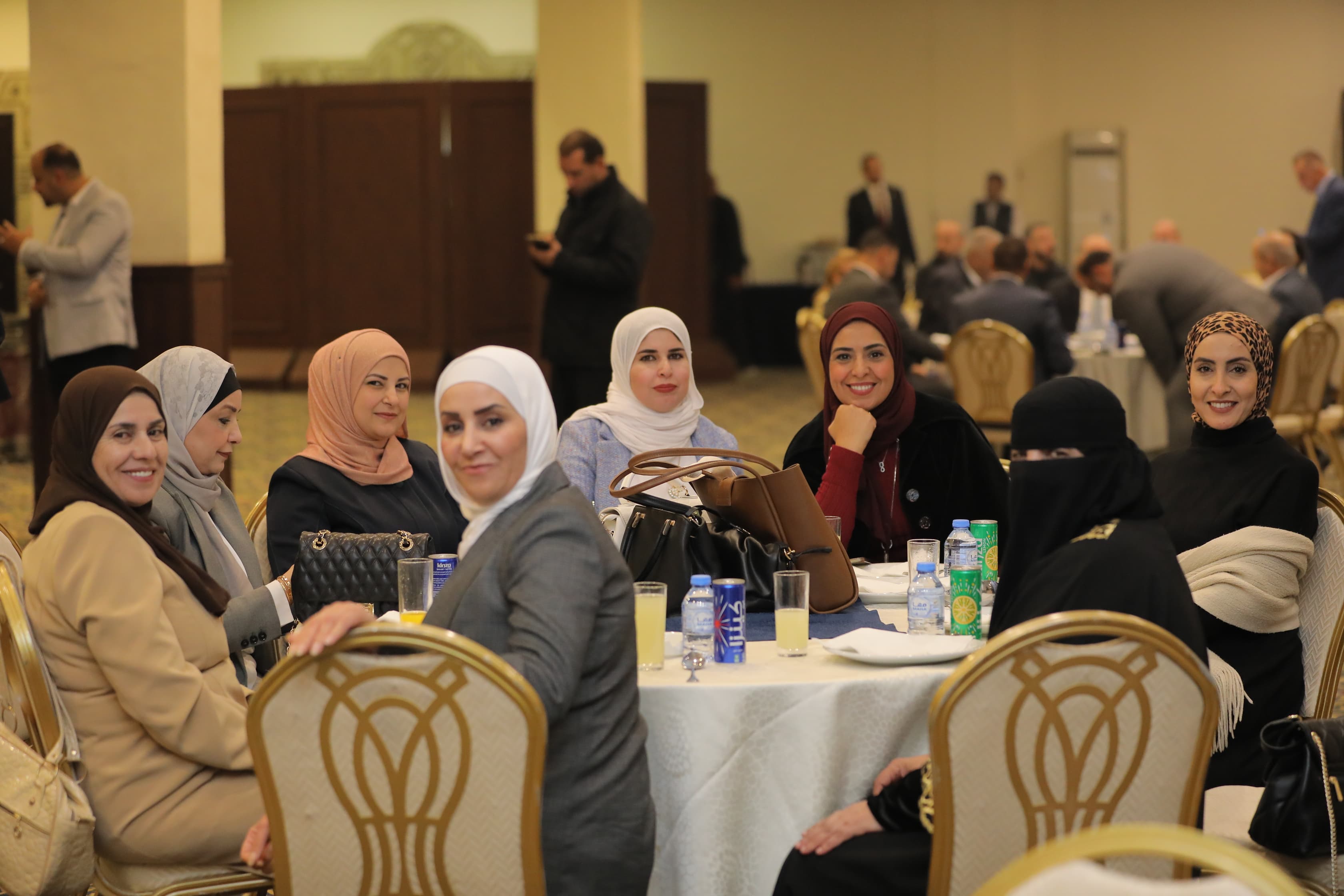 Madar Al-Saa Images 0.1333325851387439