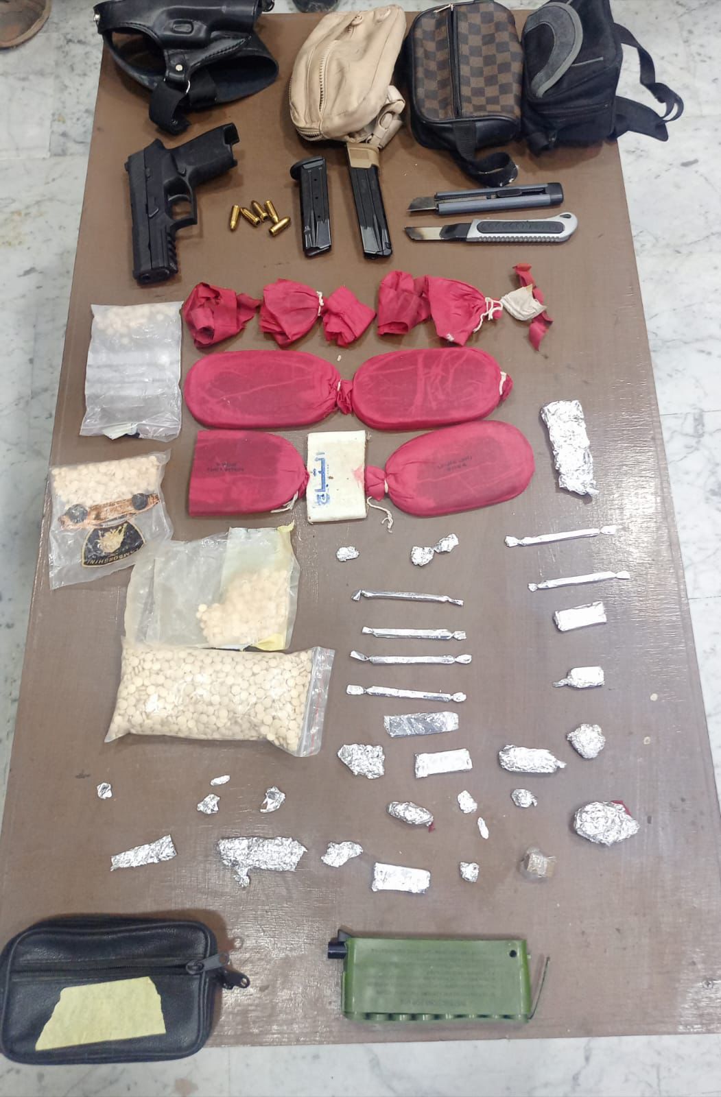 Madar Al-Saa Images 0.3767996901794495