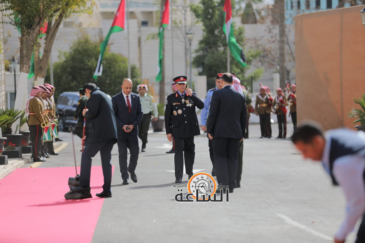 Madar Al-Saa Images 0.6315912508597472