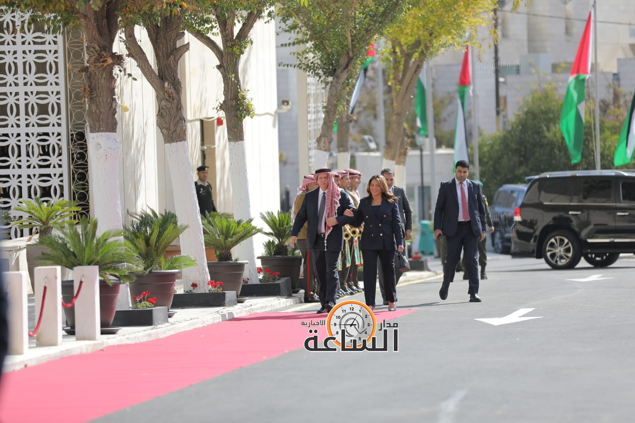 Madar Al-Saa Images 0.6158963093051262