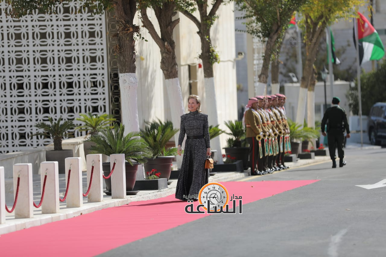 Madar Al-Saa Images 0.5955884011058254