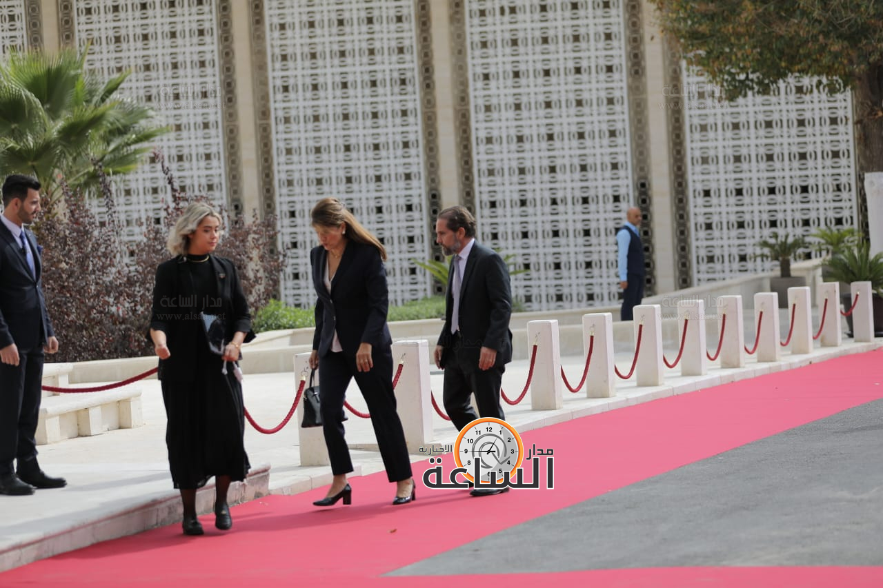 Madar Al-Saa Images 0.2110950841320518