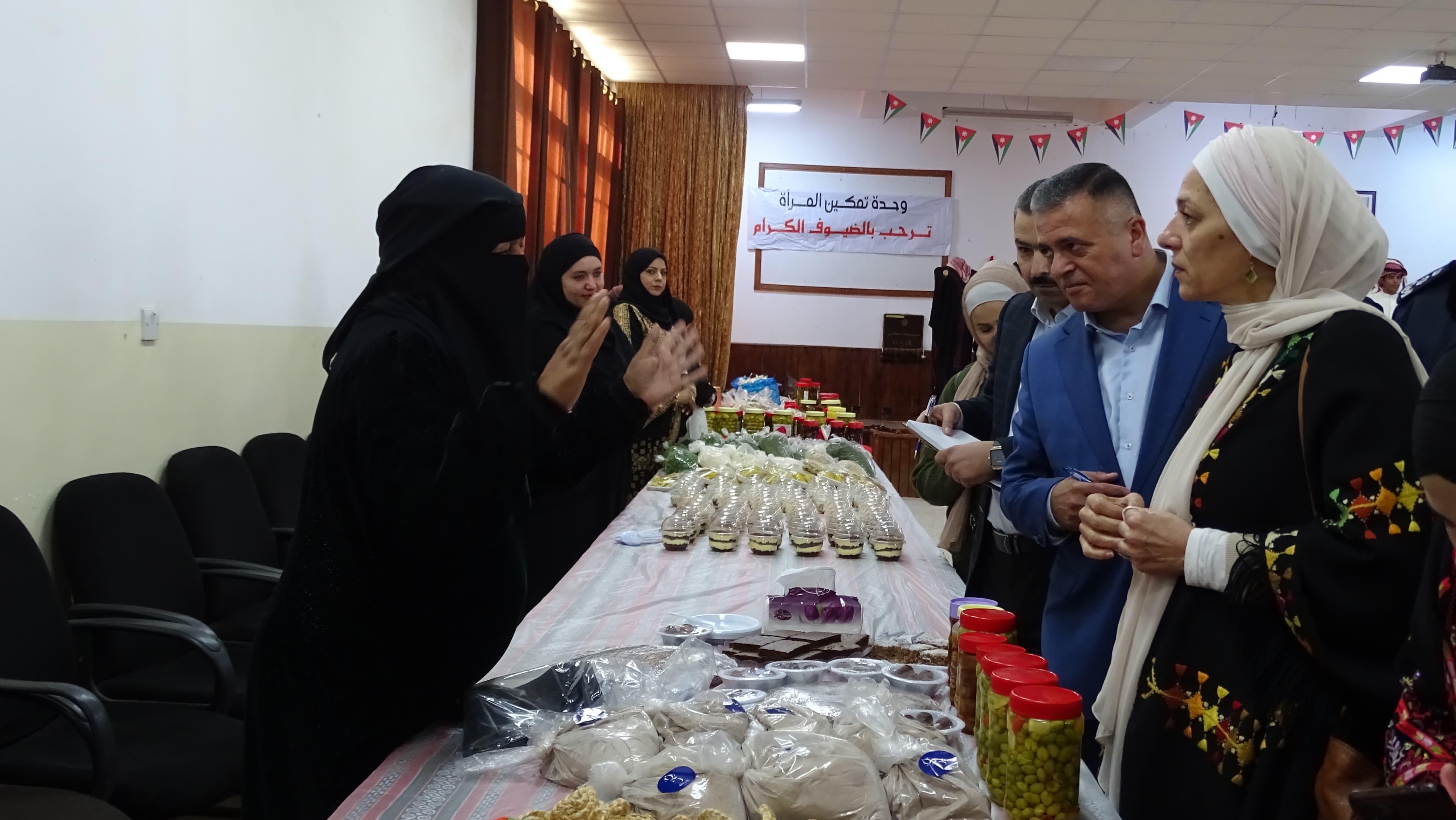 Madar Al-Saa Images 0.0680564501178984