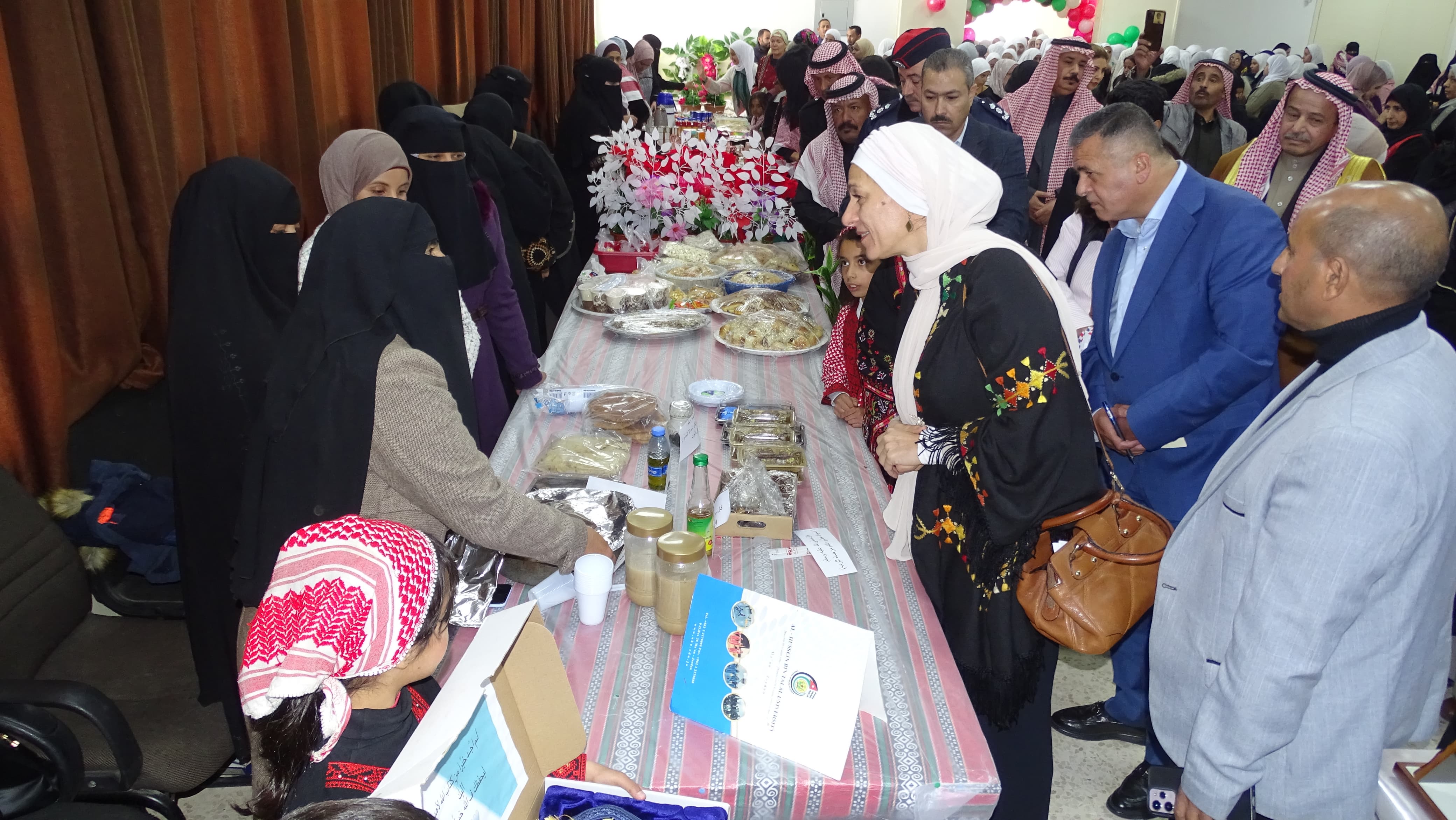 Madar Al-Saa Images 0.8035928357082065