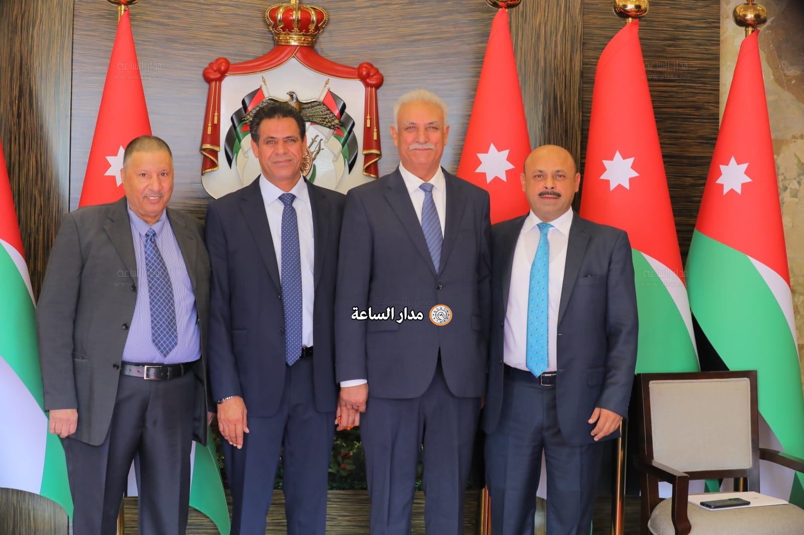 Madar Al-Saa Images 0.46286173720916923