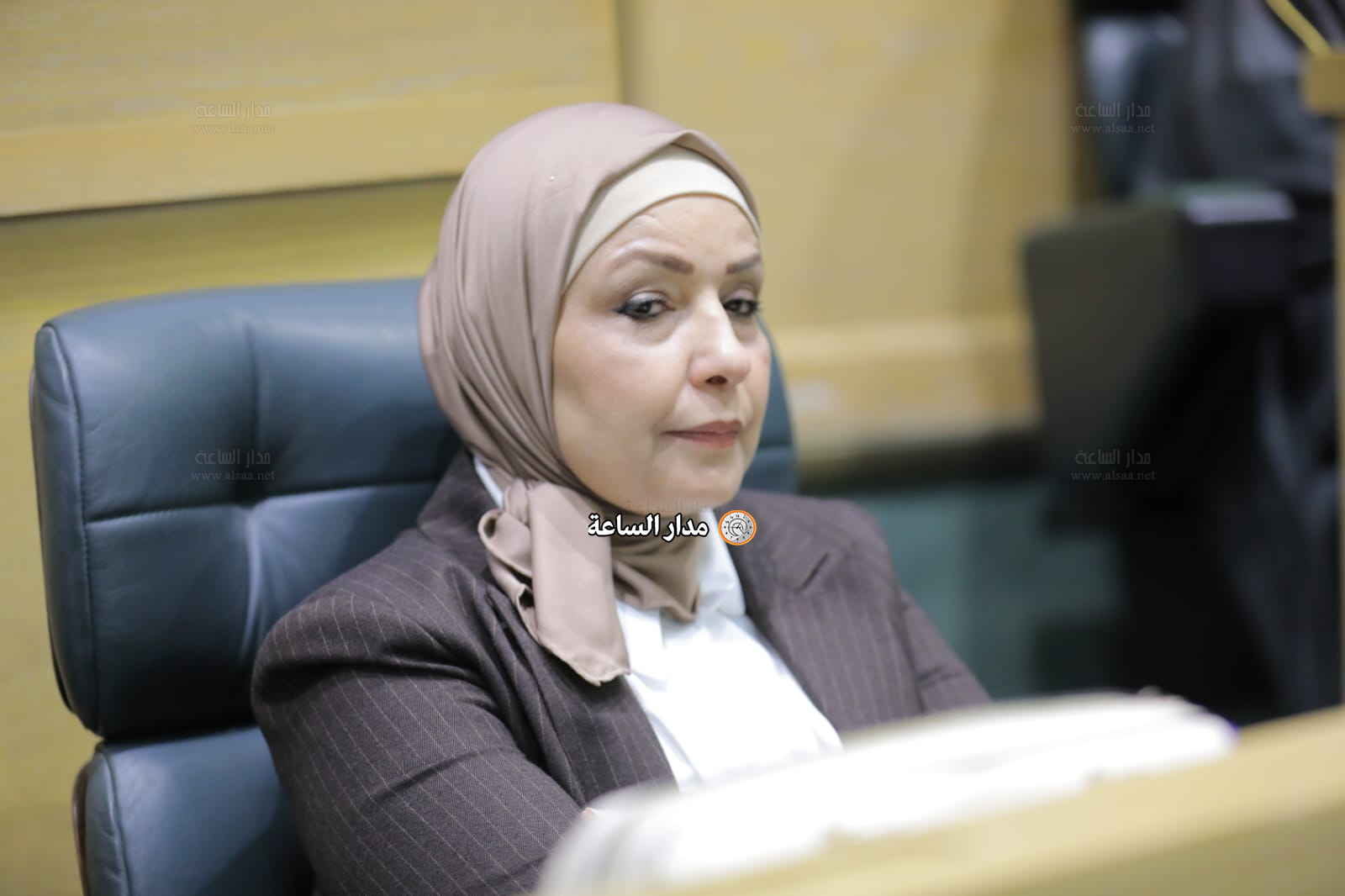 Madar Al-Saa Images 0.9404692838670092