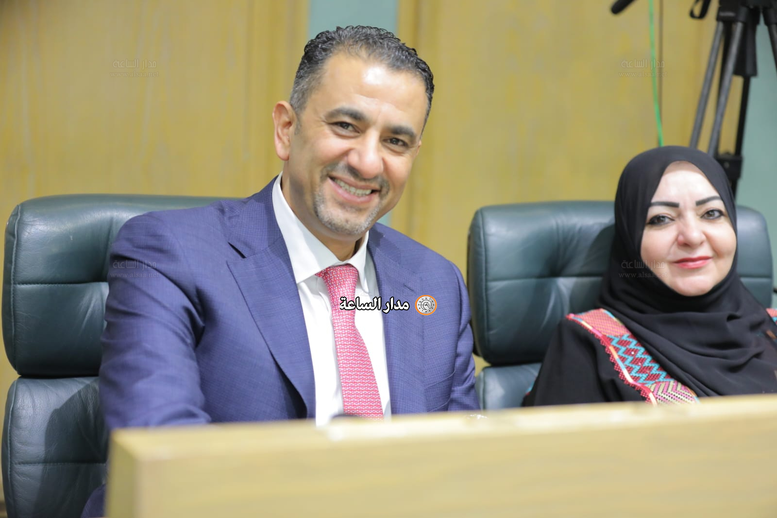 Madar Al-Saa Images 0.5301656541757189