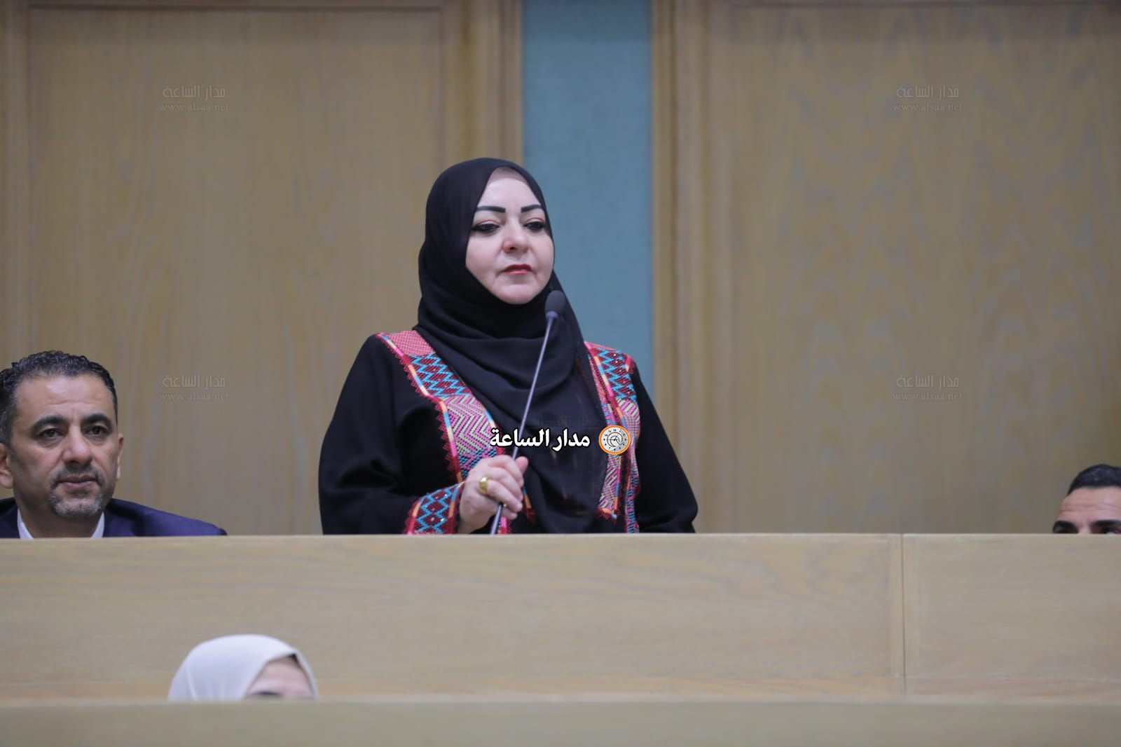 Madar Al-Saa Images 0.984785157514231