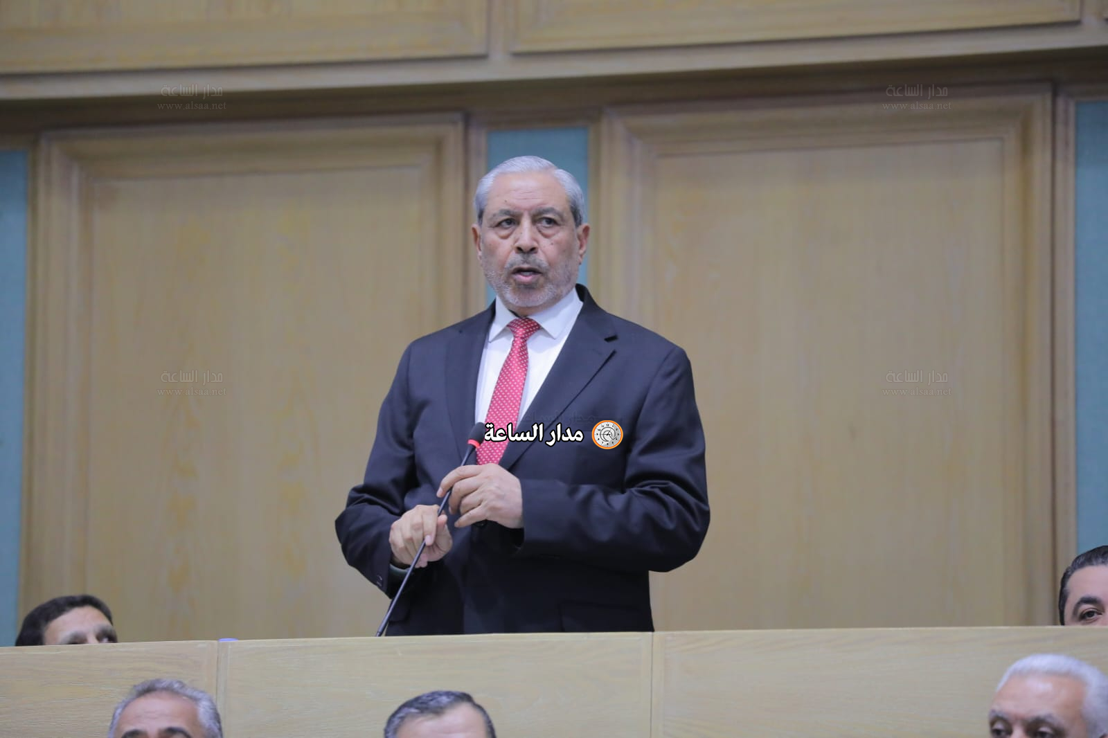 Madar Al-Saa Images 0.16196831650088894