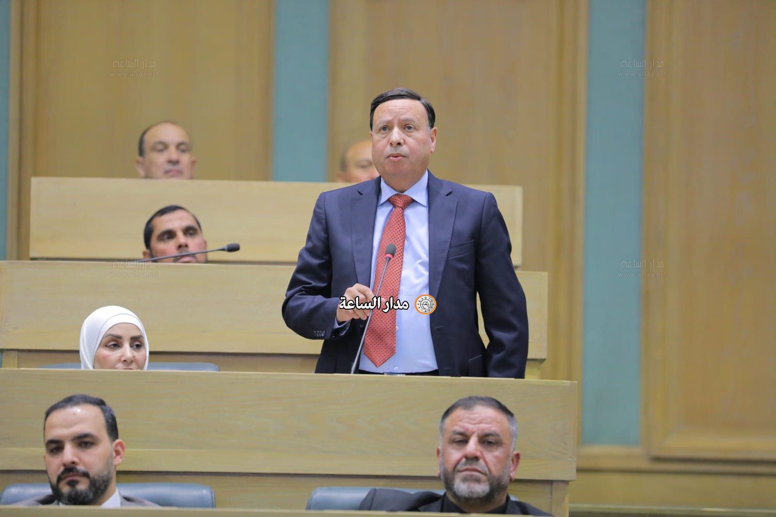 Madar Al-Saa Images 0.024292741293060915