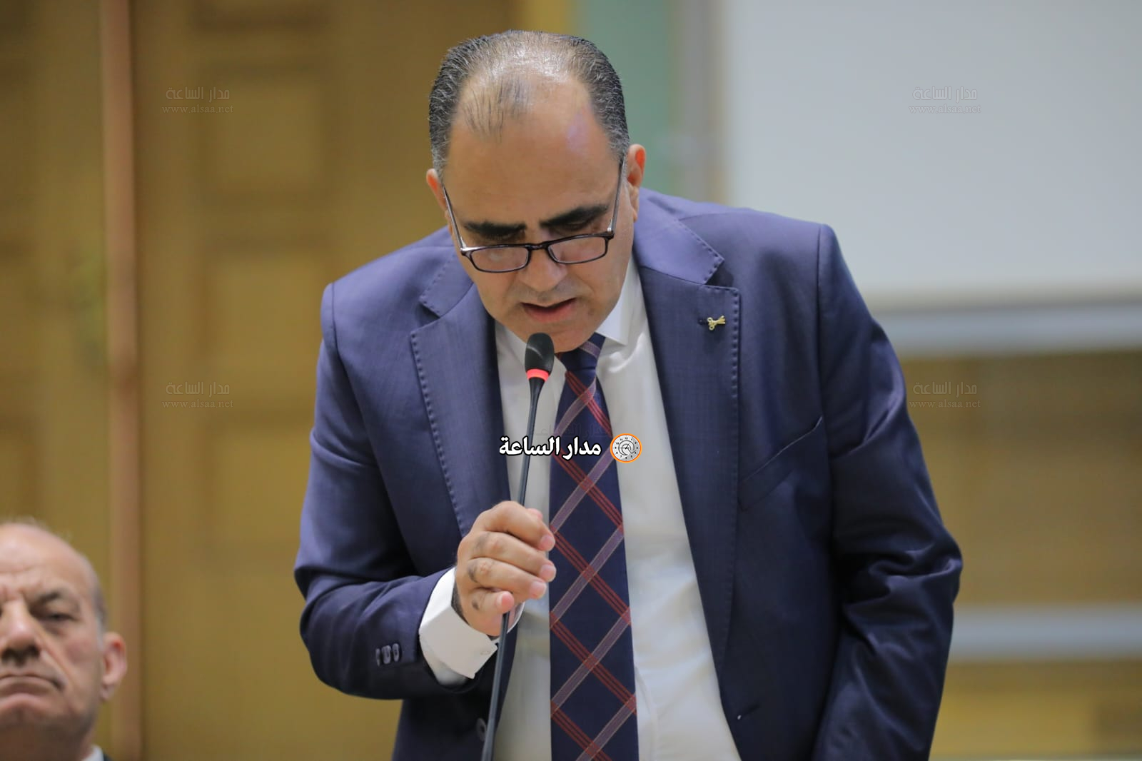 Madar Al-Saa Images 0.8357837392646059