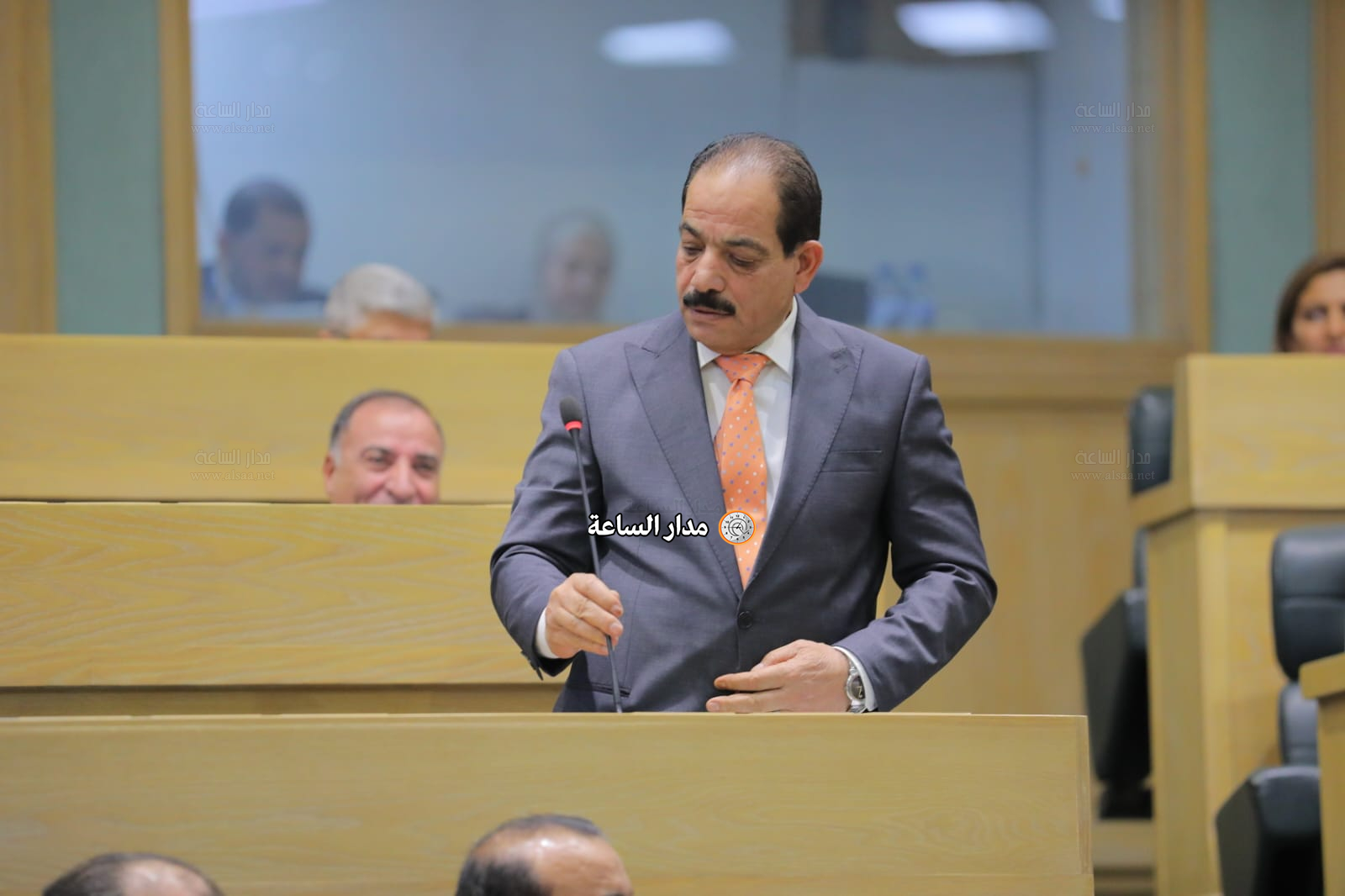 Madar Al-Saa Images 0.8154651405707833