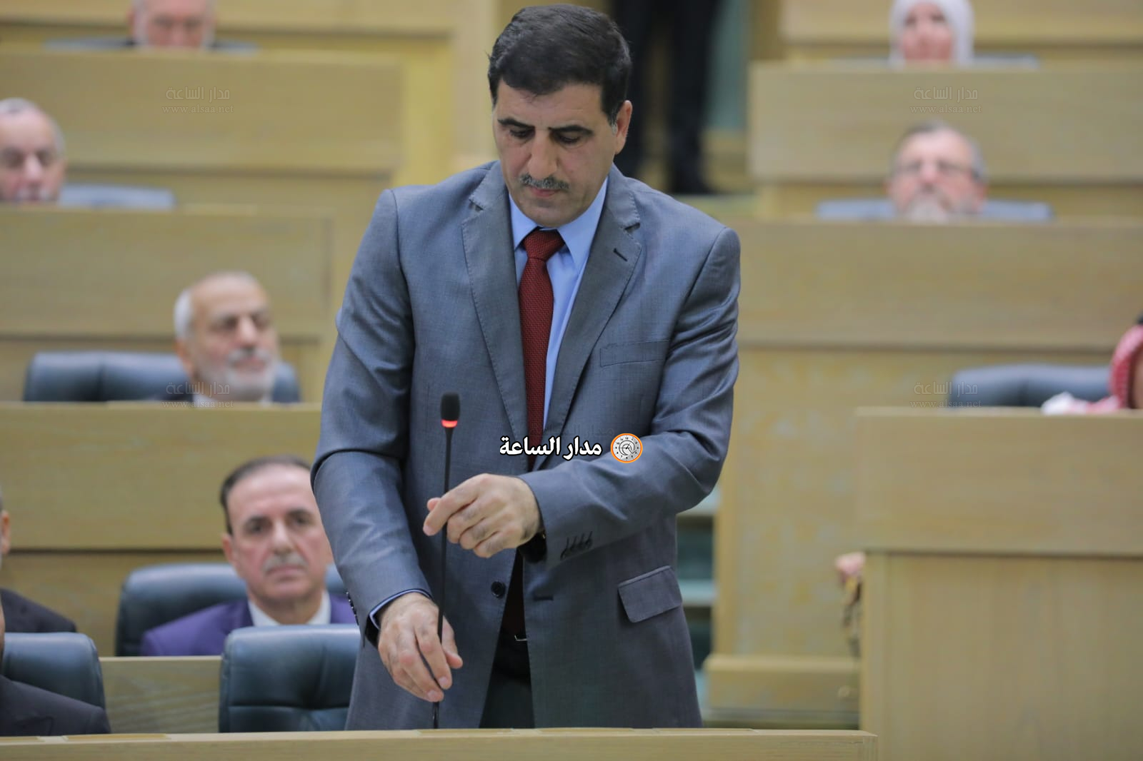 Madar Al-Saa Images 0.5787054185212408