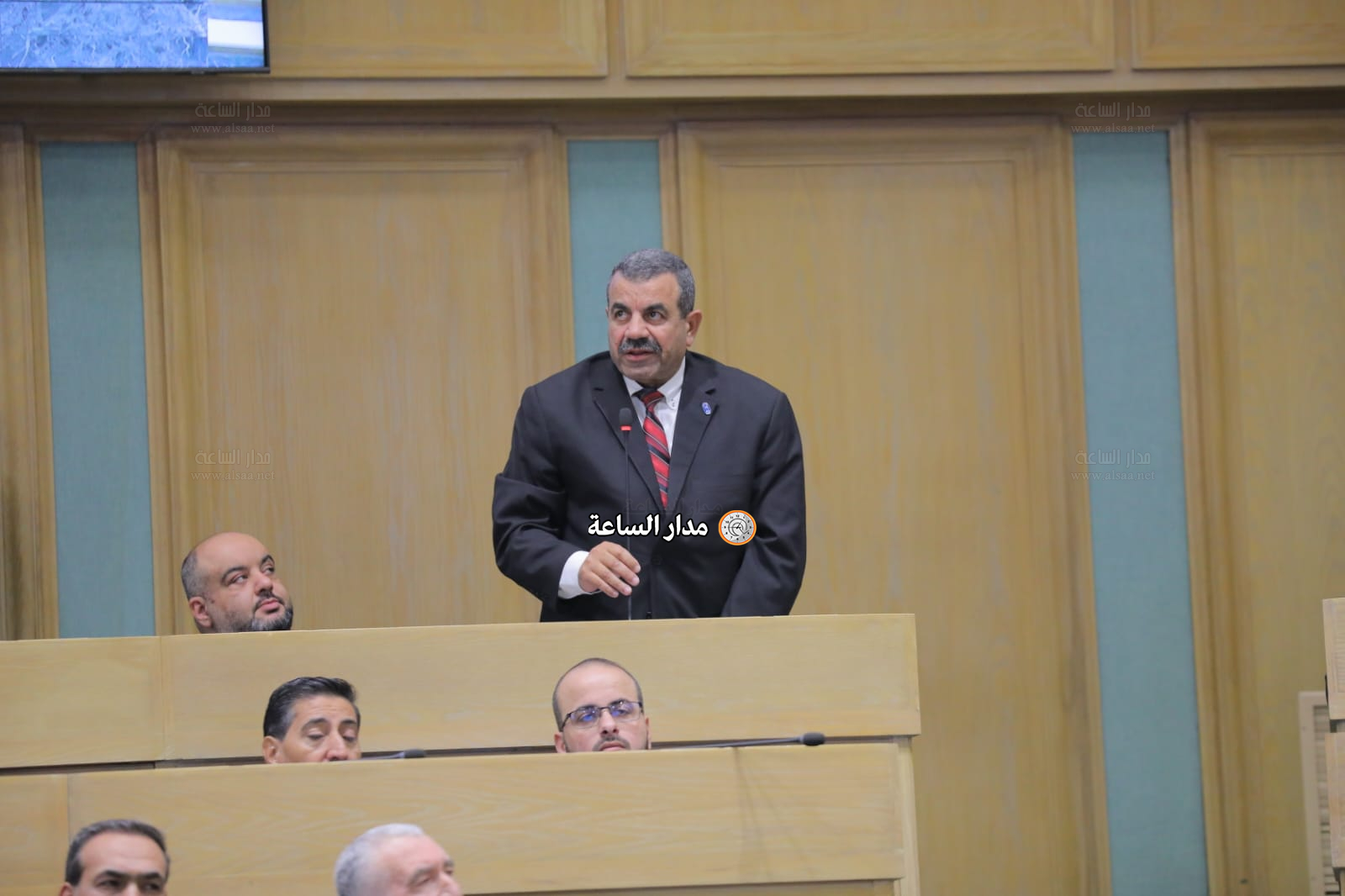 Madar Al-Saa Images 0.4180564760079144