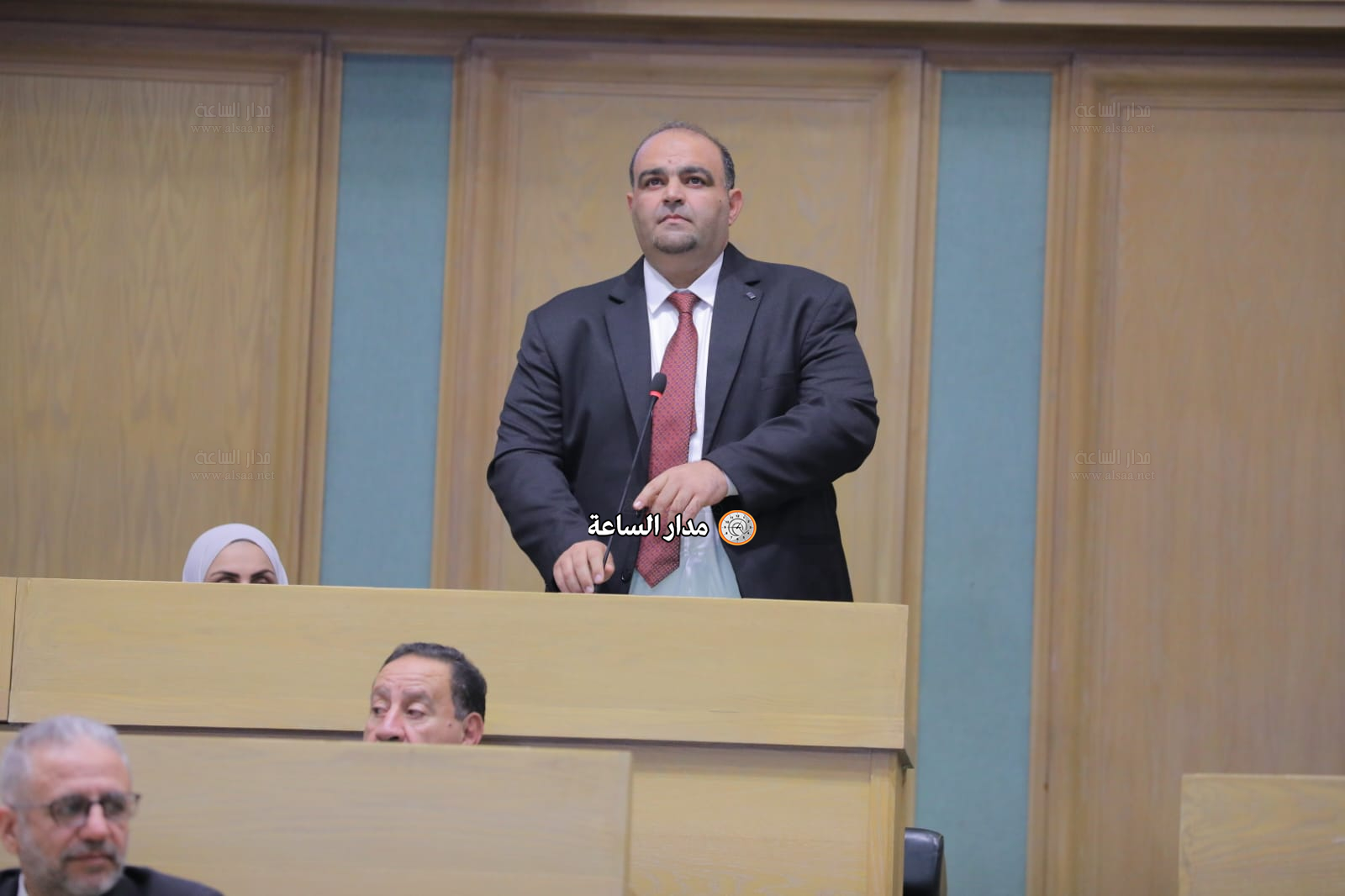 Madar Al-Saa Images 0.8038155511840472