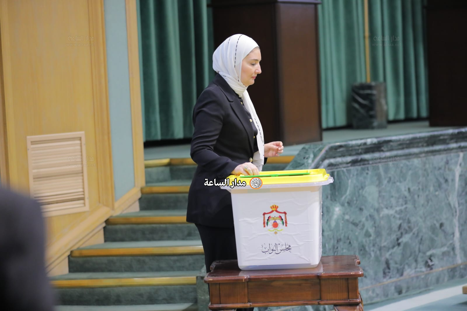 Madar Al-Saa Images 0.3037913191872521