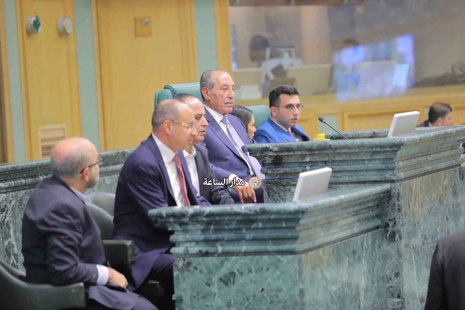 Madar Al-Saa Images 0.34532693557882443