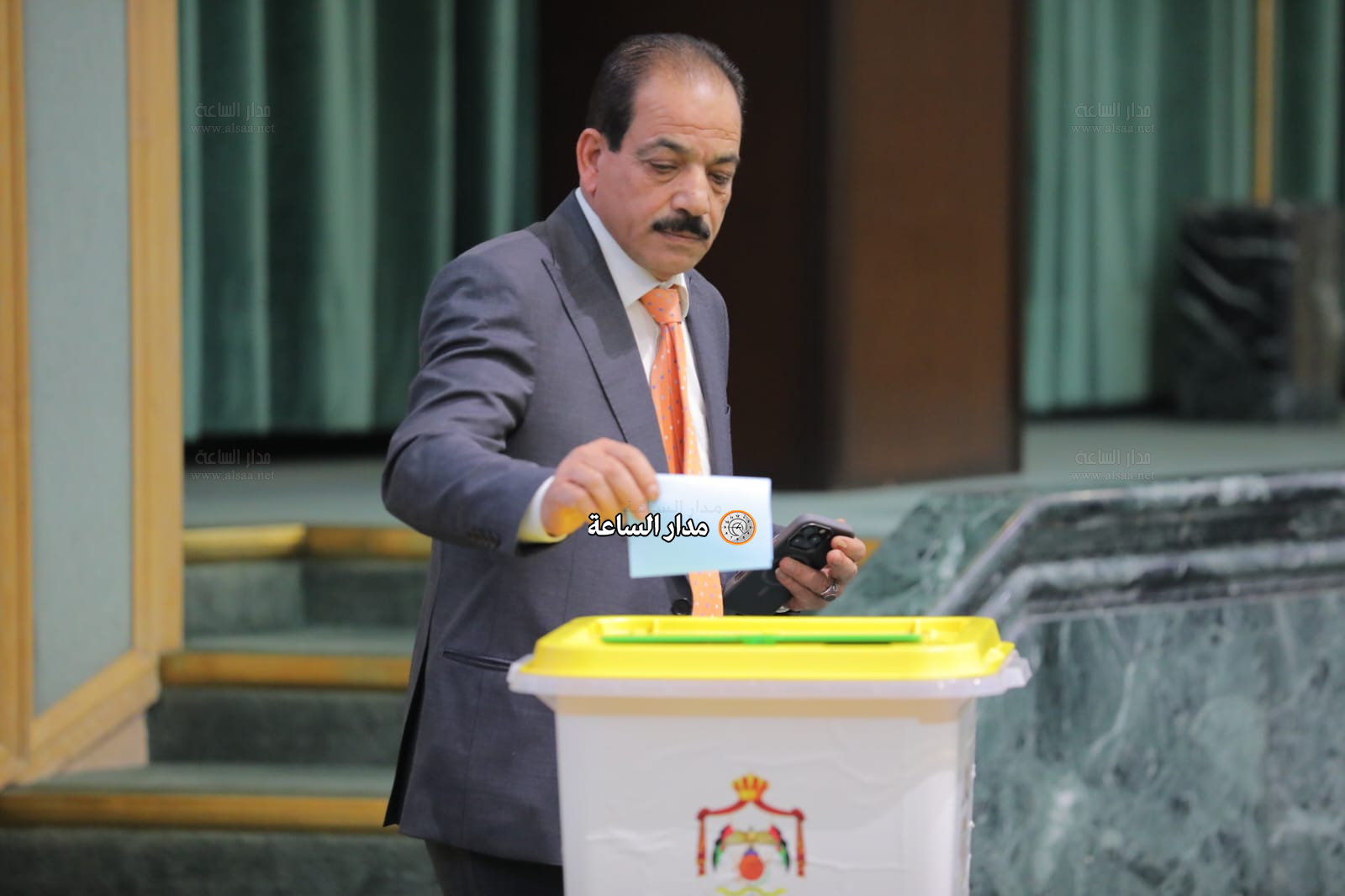 Madar Al-Saa Images 0.9419151720432584