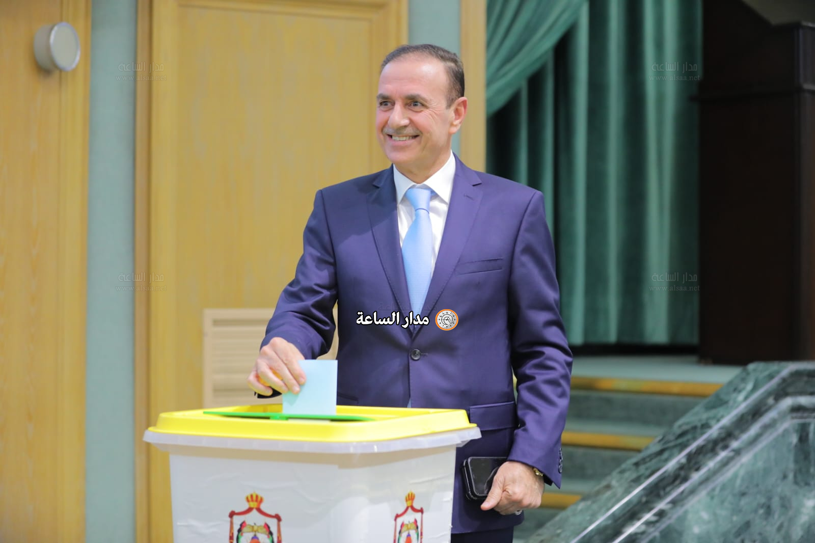 Madar Al-Saa Images 0.26772064030121223