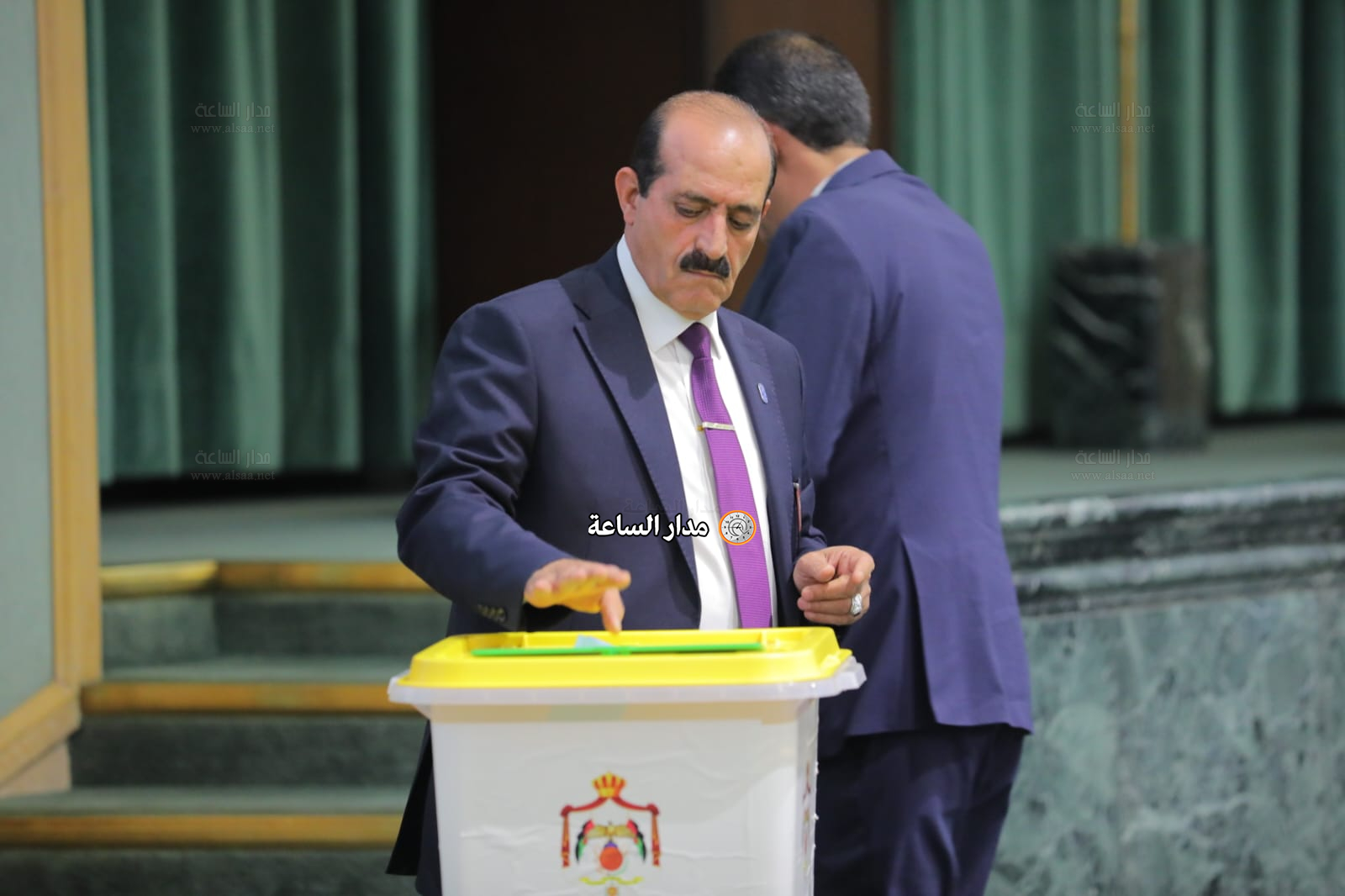 Madar Al-Saa Images 0.9837173077356864