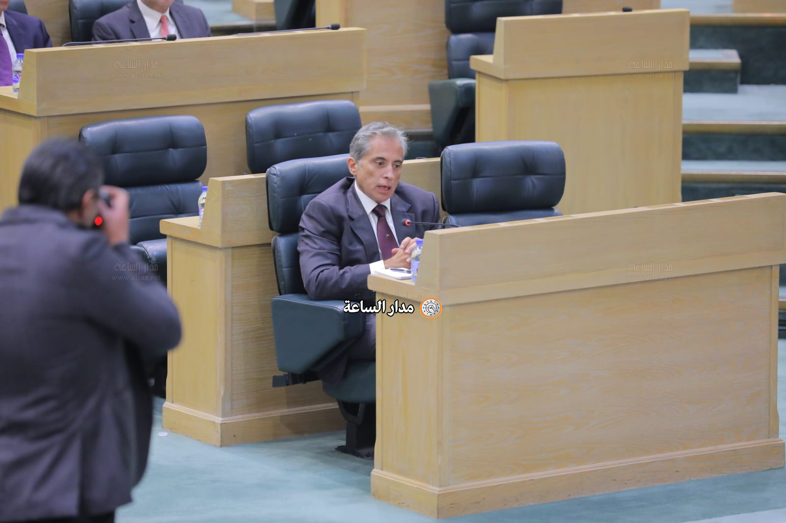 Madar Al-Saa Images 0.4181517740317868