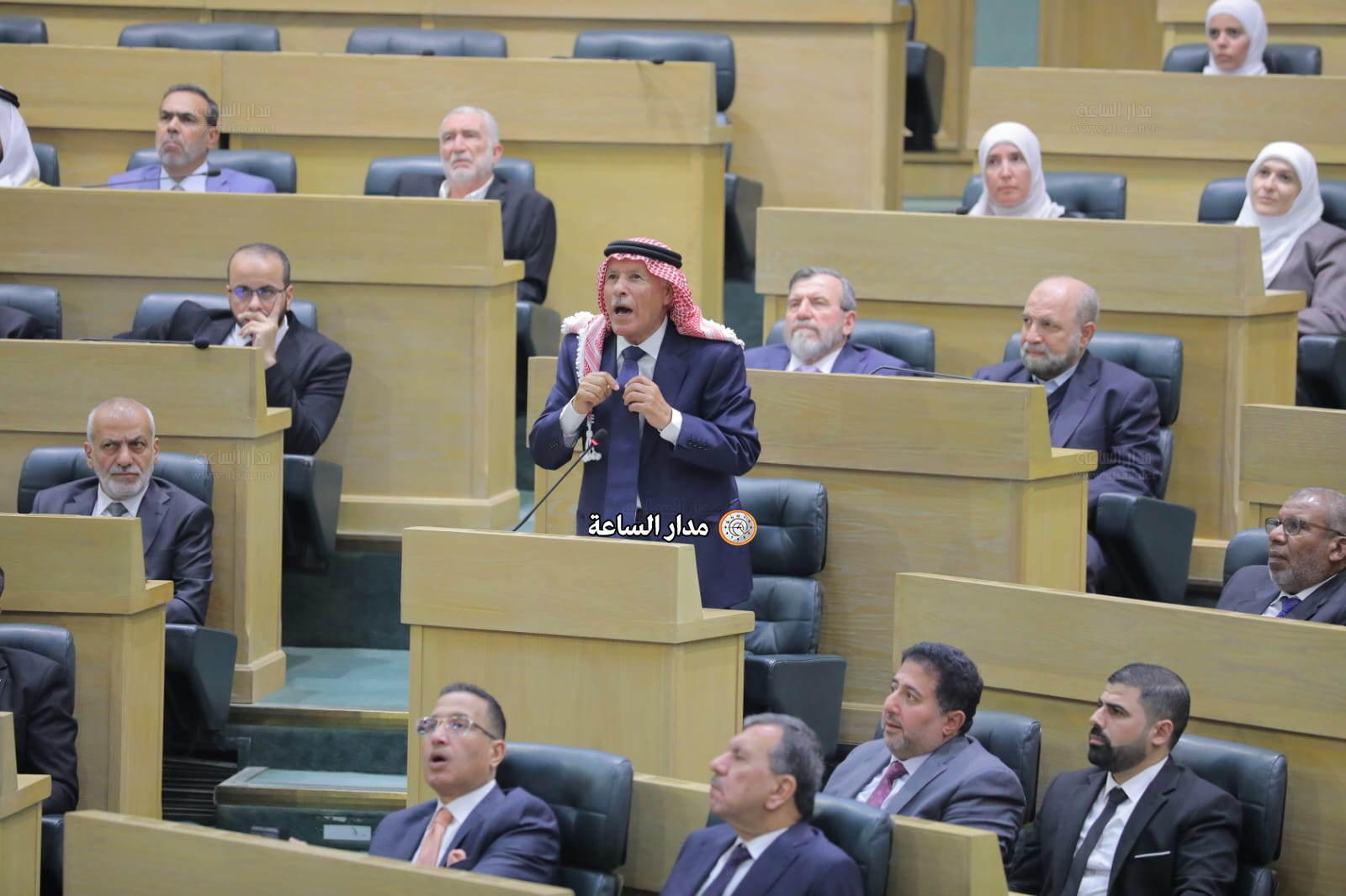 Madar Al-Saa Images 0.611812514703751