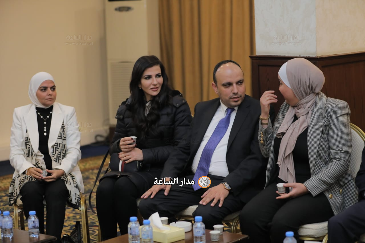 Madar Al-Saa Images 0.11941354251086866