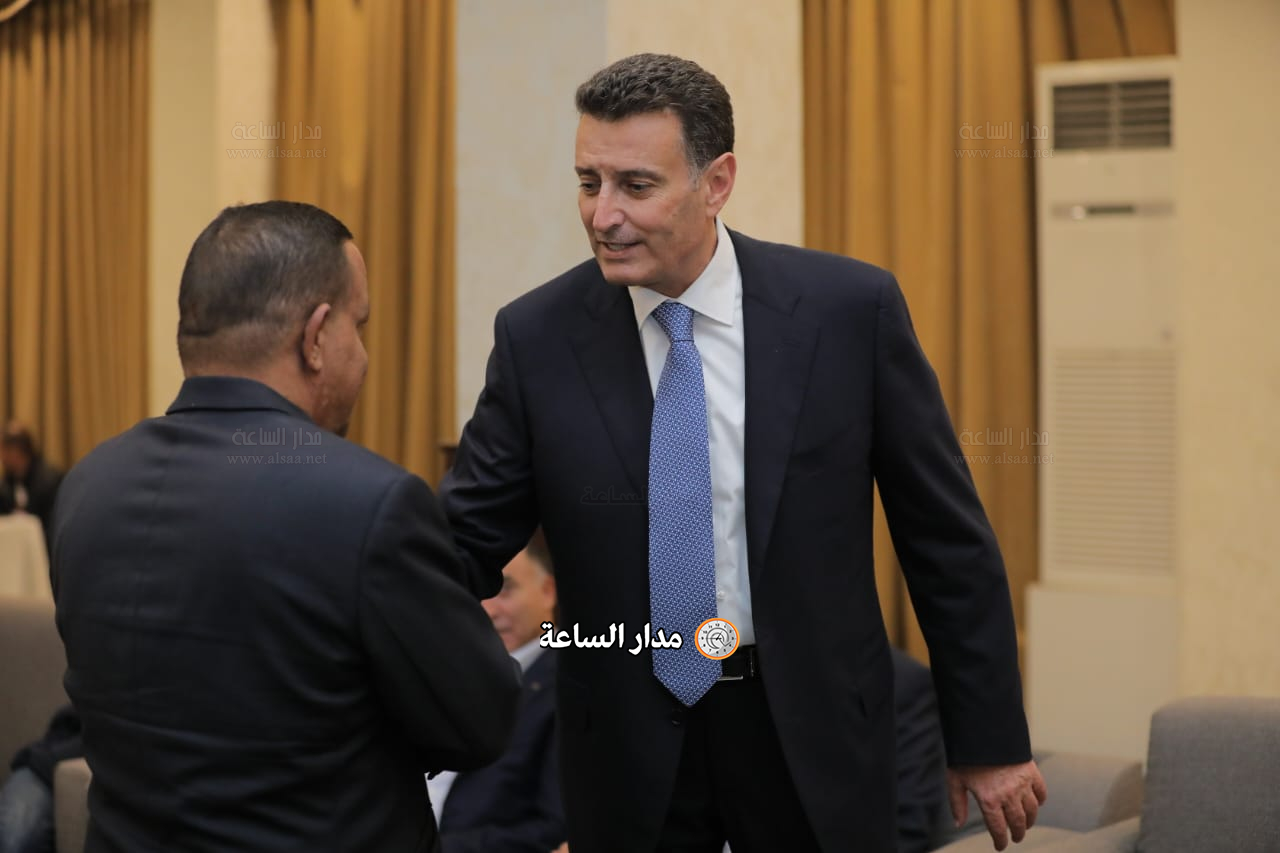 Madar Al-Saa Images 0.5645144779835576