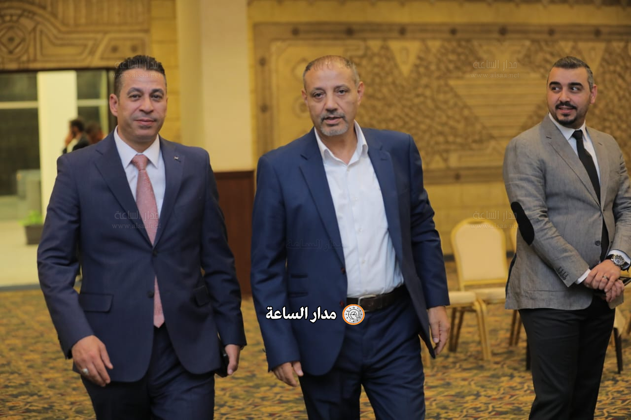 Madar Al-Saa Images 0.5555981005291366