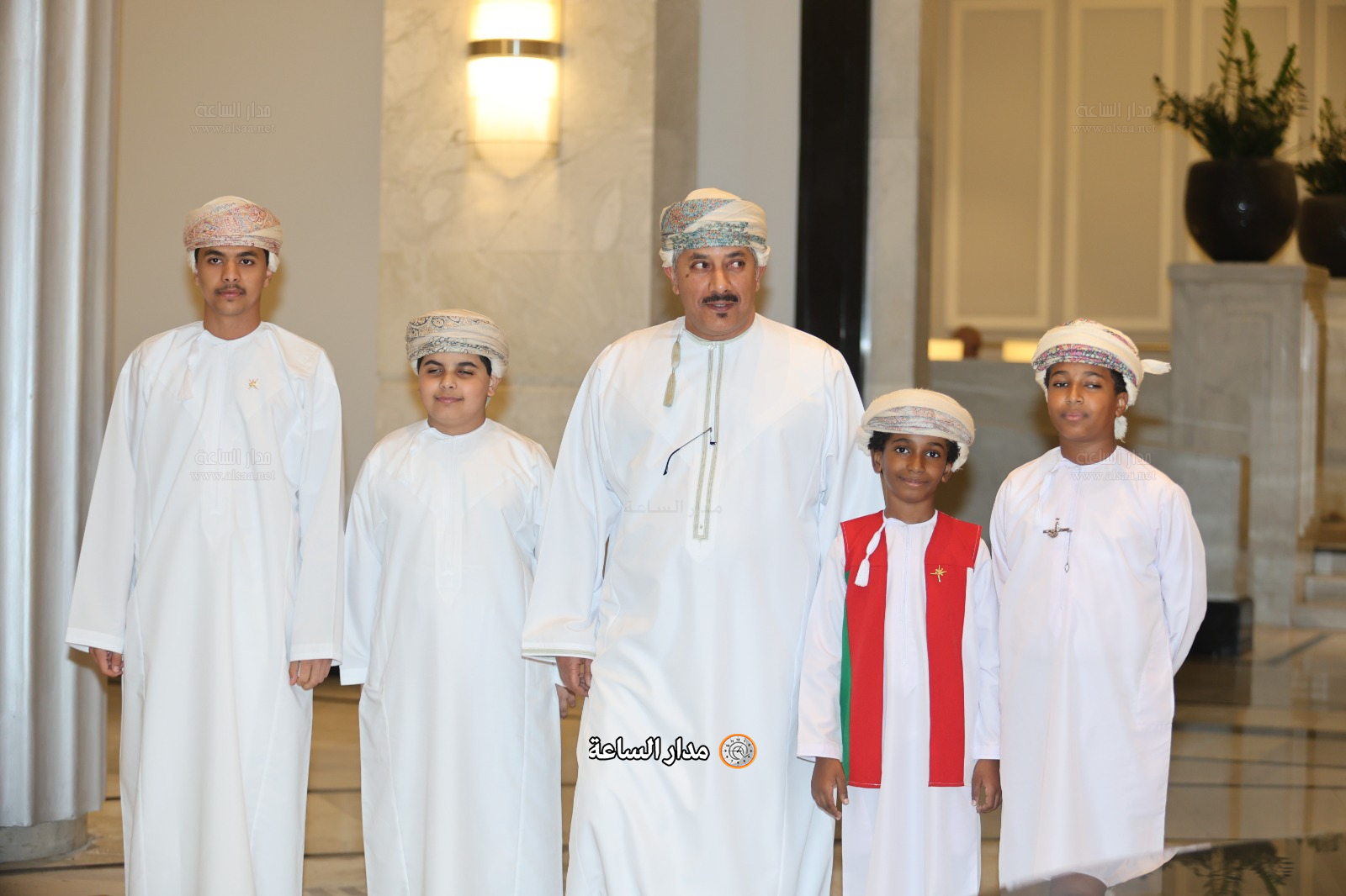 Madar Al-Saa Images 0.40117592215842035