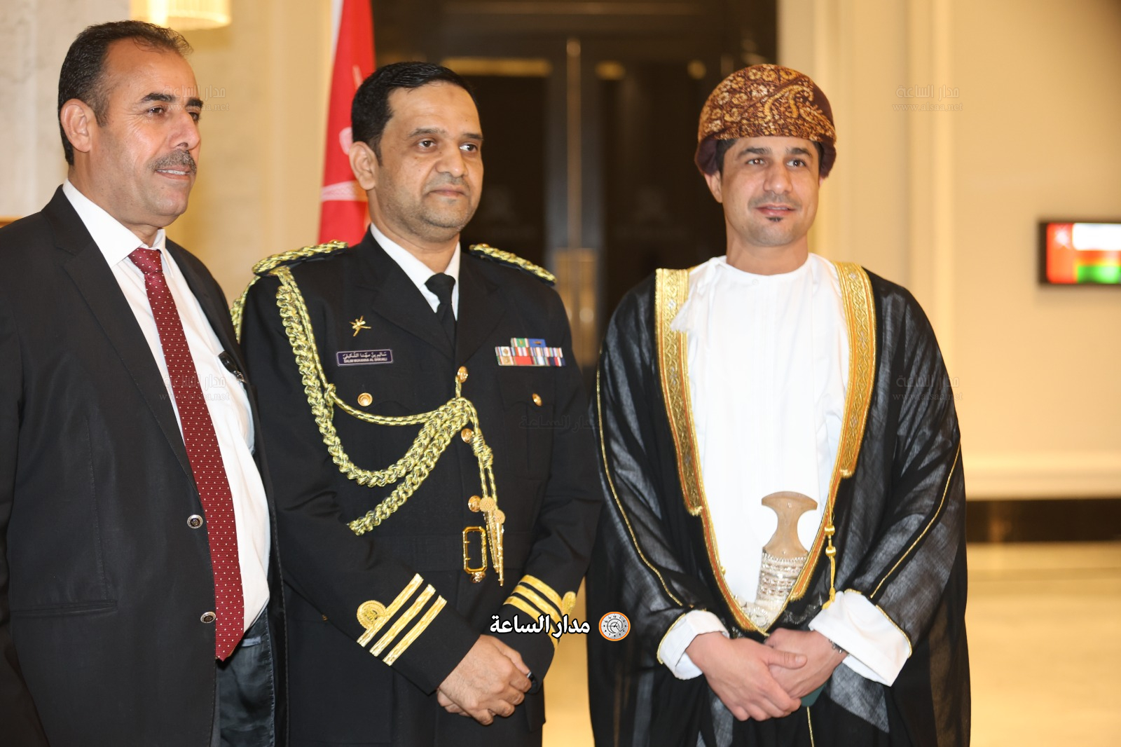 Madar Al-Saa Images 0.8649319221794145