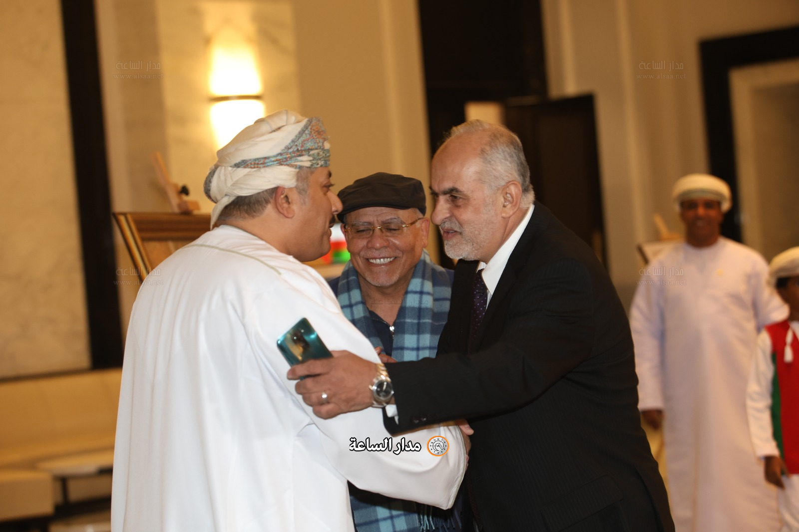 Madar Al-Saa Images 0.055374623846165205