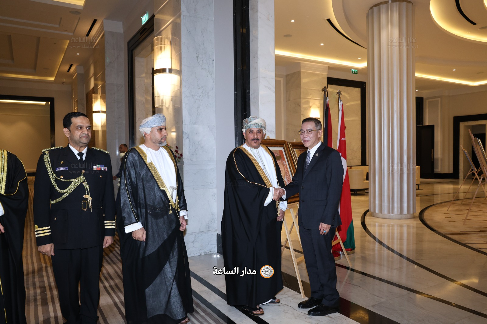 Madar Al-Saa Images 0.945365288190495