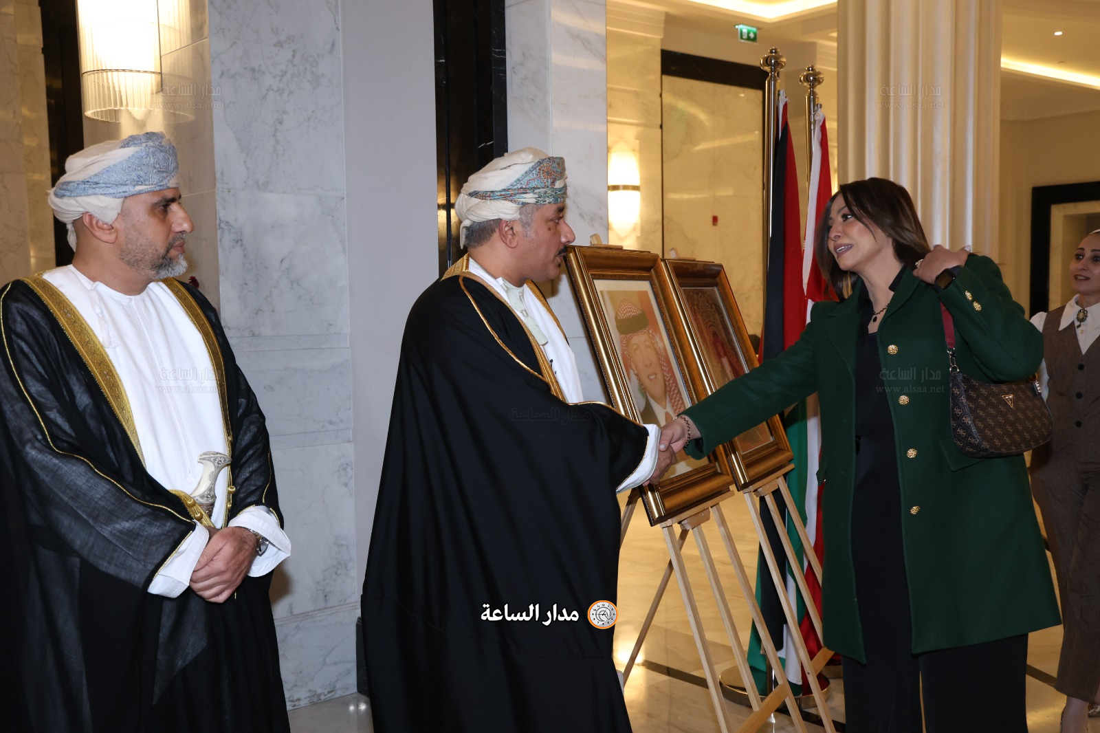 Madar Al-Saa Images 0.2251679097371162