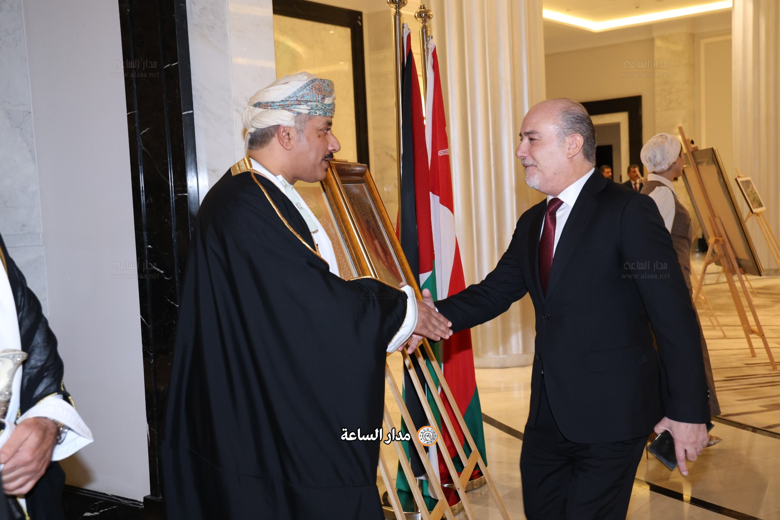 Madar Al-Saa Images 0.21481954351070076