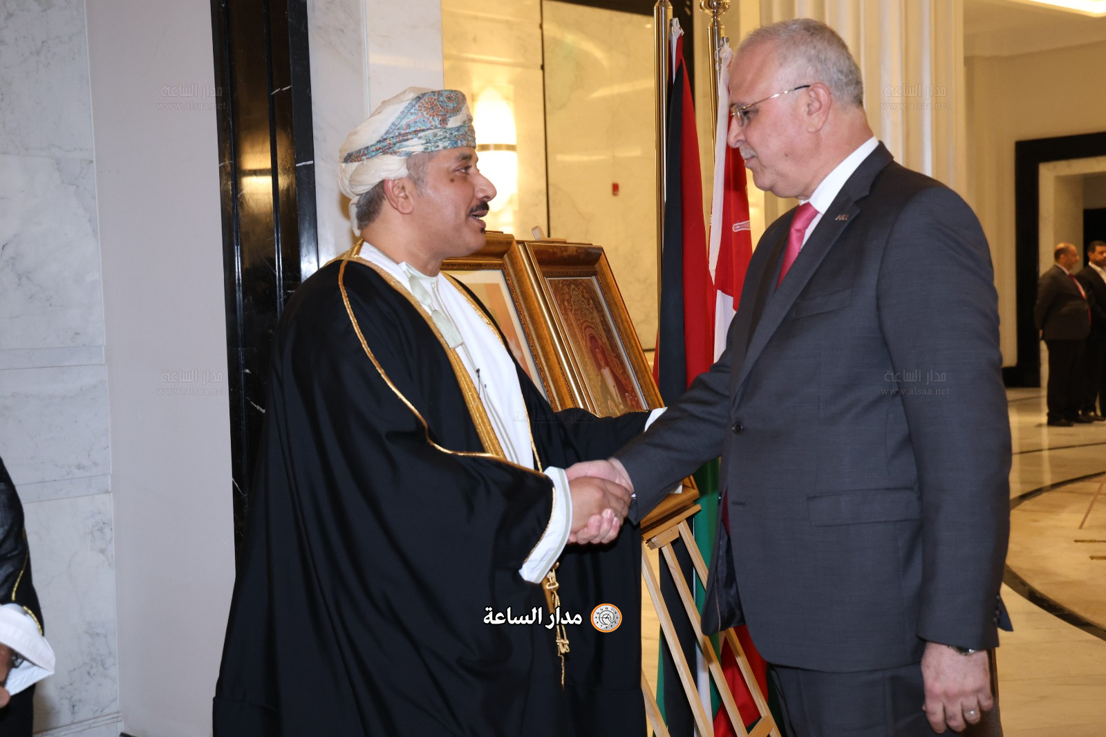 Madar Al-Saa Images 0.5310733353704069