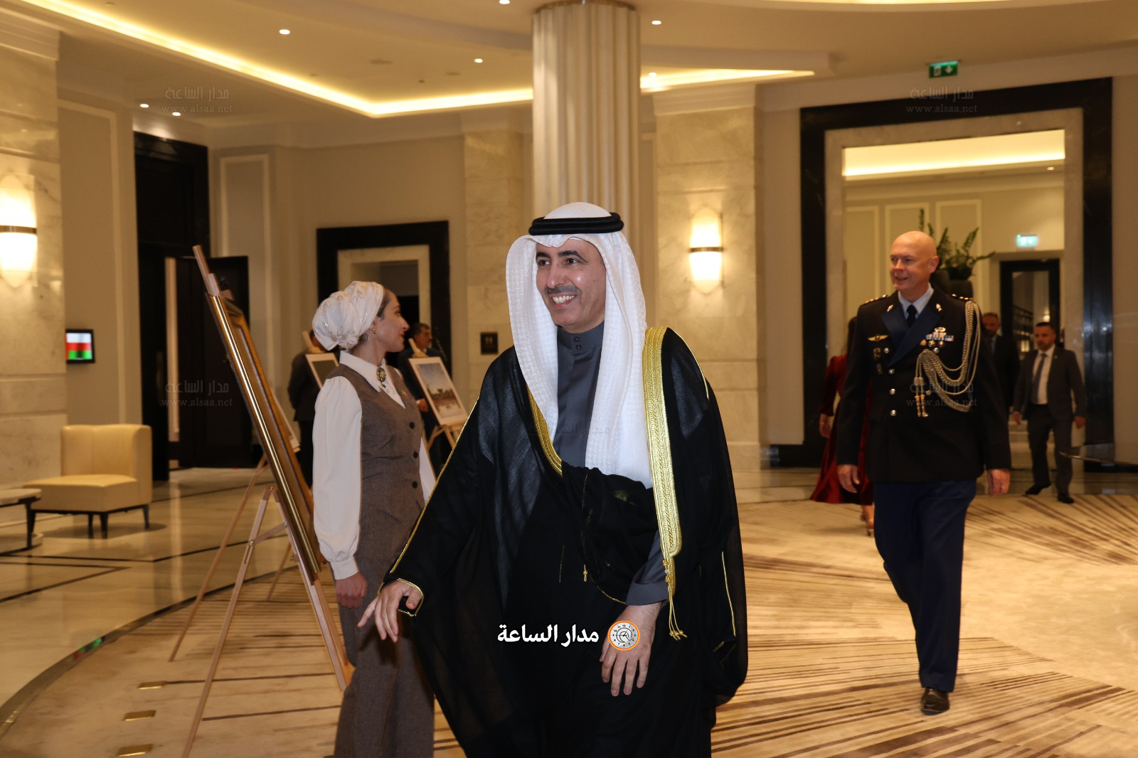 Madar Al-Saa Images 0.3567440772355437