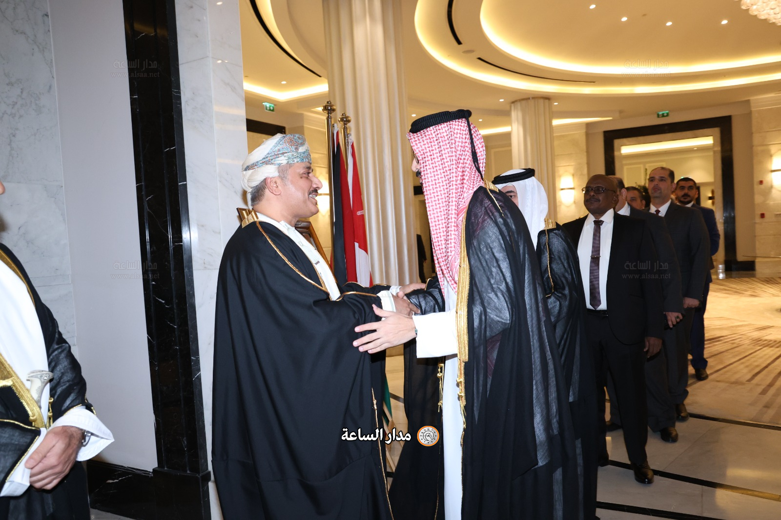 Madar Al-Saa Images 0.6239018320174026