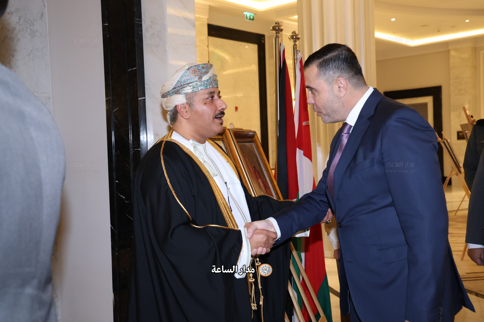 Madar Al-Saa Images 0.9080490987992351